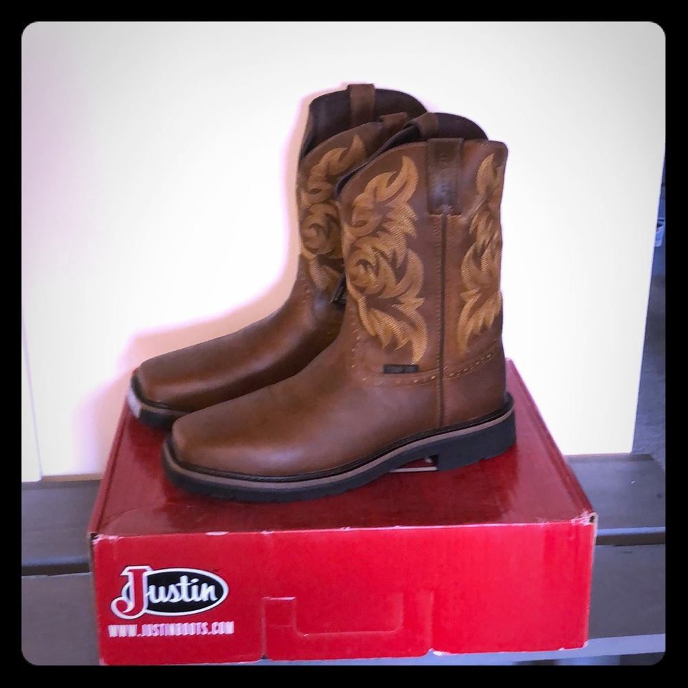 Justin cowboy style boot